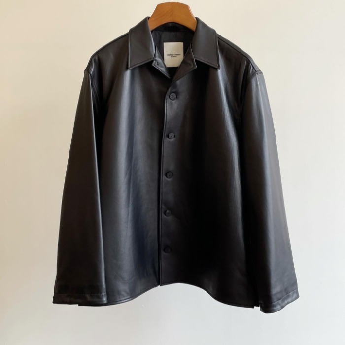 Le 17 Septembre Homme / 917 Open Collar Leather Shirt Black